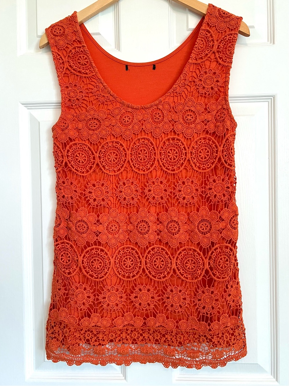 Orange Tank Top w/ Crochet Lace Overlay M, Stretch Lining, Scalloped Hem, Boho